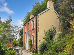 "Rare gem" cottage for sale has its own woodland and stream 