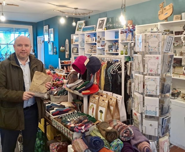 Gwynedd shoppers urged to keep pound close to home and shop locally