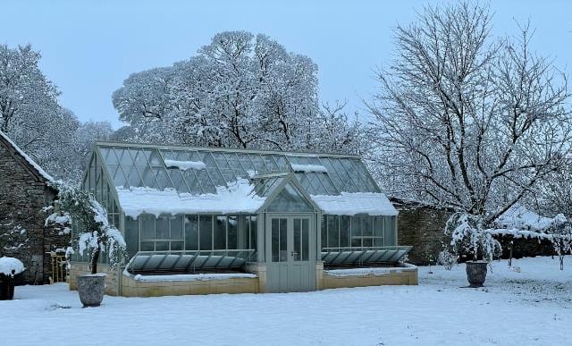 Organising your greenhouse for 2025