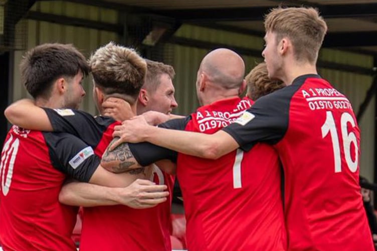 Penrhyncoch head to league leaders Airbus on Saturday