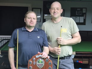 Gerwyn Lloyd wins captains' snooker competition
