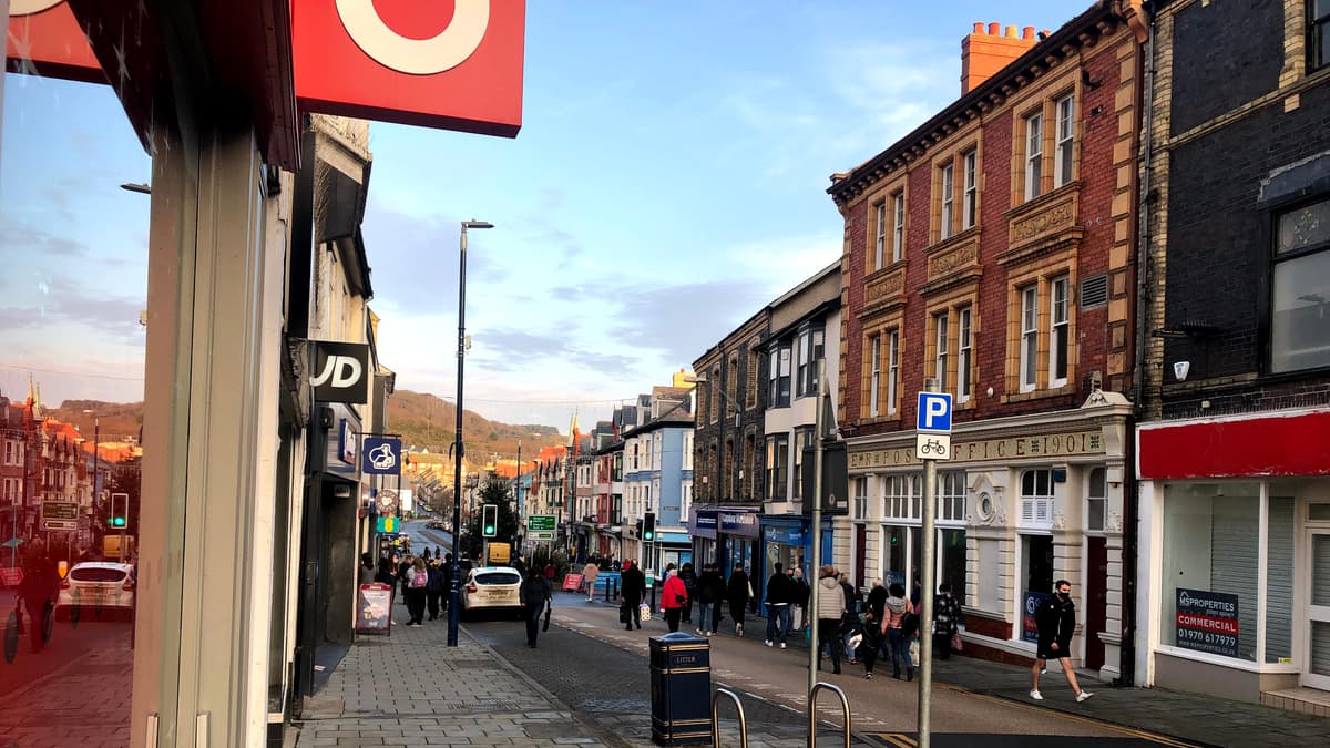 Business rate cut for small shops – but rise coming for larger stores