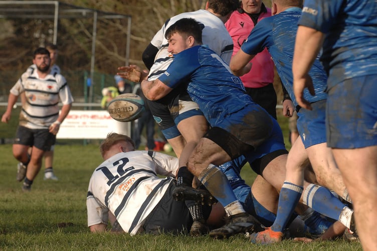 Dolglleau gave league leaders Welshpool a real run for their money (Photo: Rod Davies)