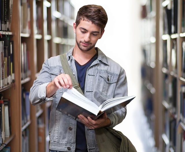 University numbers decrease for first time in a decade