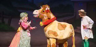Aberdyfi's anniversary pantomime ends on a high - oh yes it does!