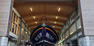 Prynhawn Difyr enjoys talk and tour at Pwllheli RNLI