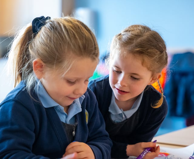You could be eligible for up to £200 to help with school costs