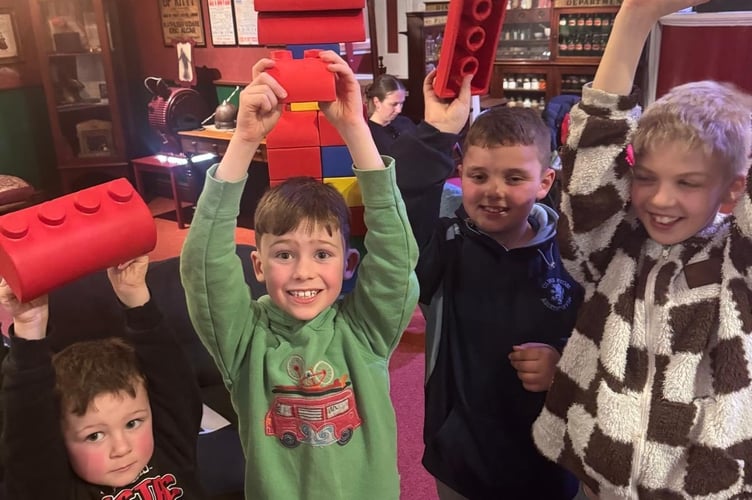 LEgo cymraeg