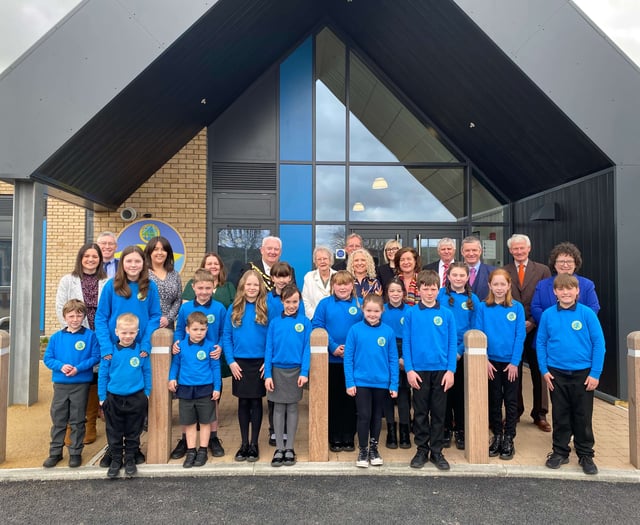 First Minister officially opens new Ceredigion school