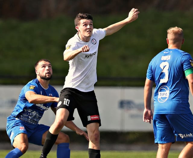 Battling Lakesiders pick up a point