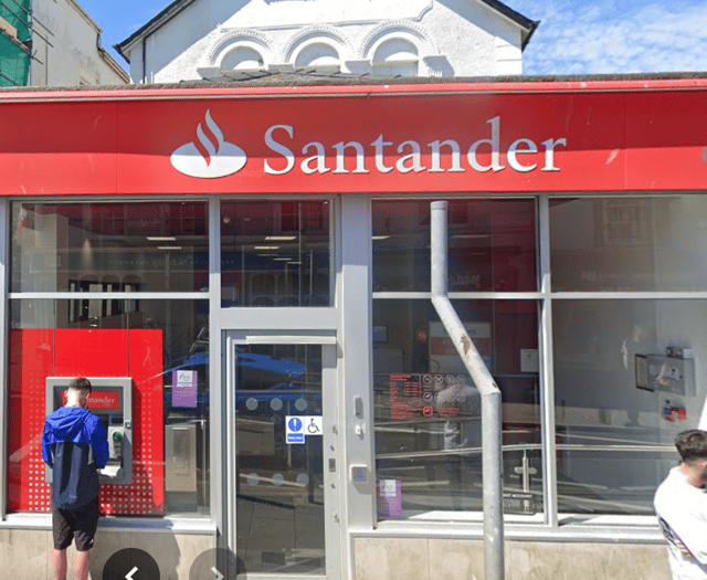 Santander to Close 95 Branches Nationwide