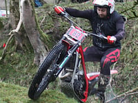 Experts class win for Llanidloes rider Hugo