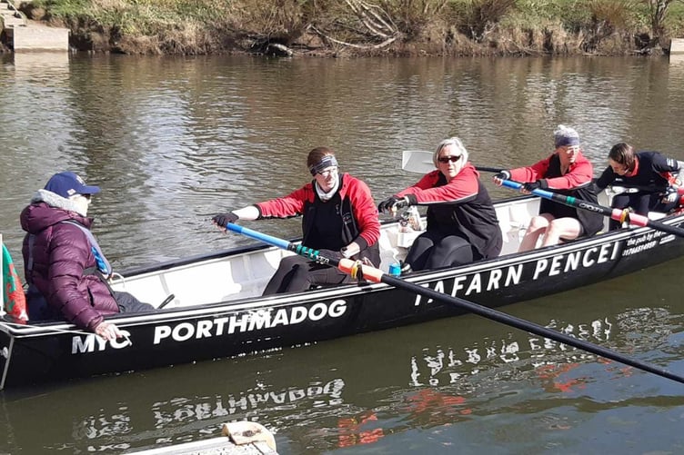 MYC ladies setting off to the start