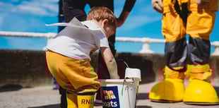 Aberystwyth RNLI to host welly walk on promenade