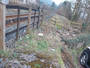 Network Rail apologise after rubbish strewn across Glantywmyn