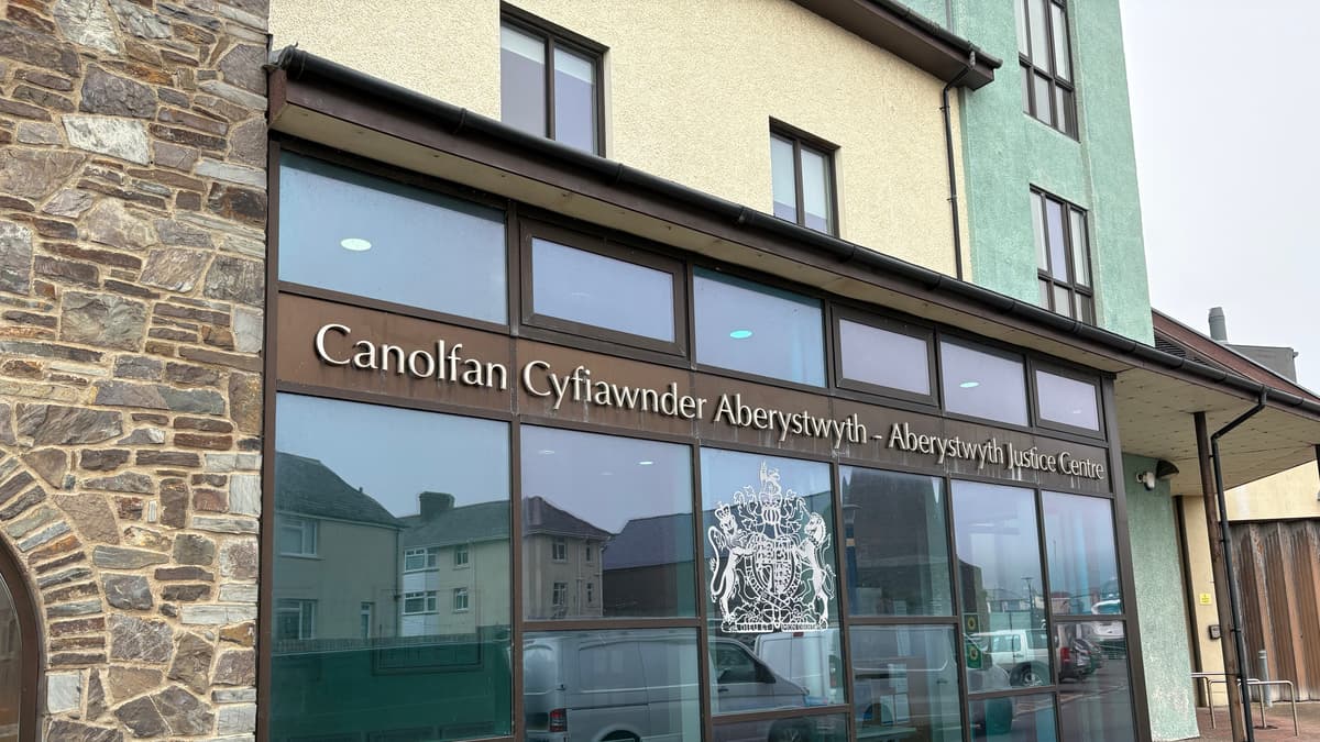 Pencader Man Denies Assaulting Police Officer | Cambrian-news.co.uk