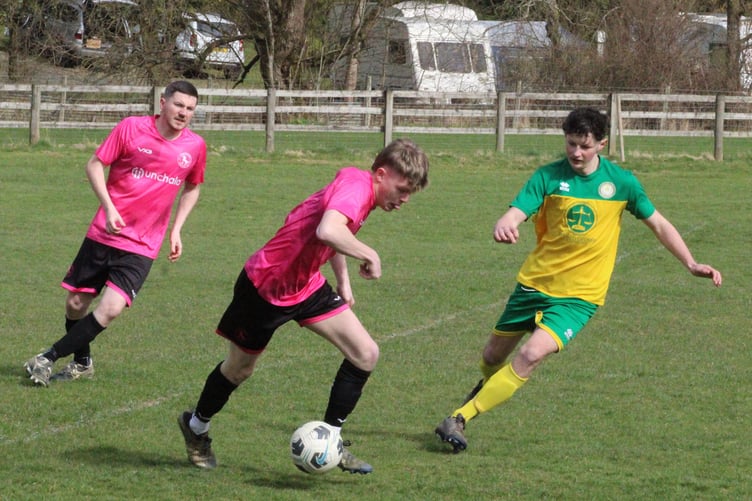 Penybont ran out 7-1 winners against Llanidloes Reserves (Photo: Stuart Townsend)