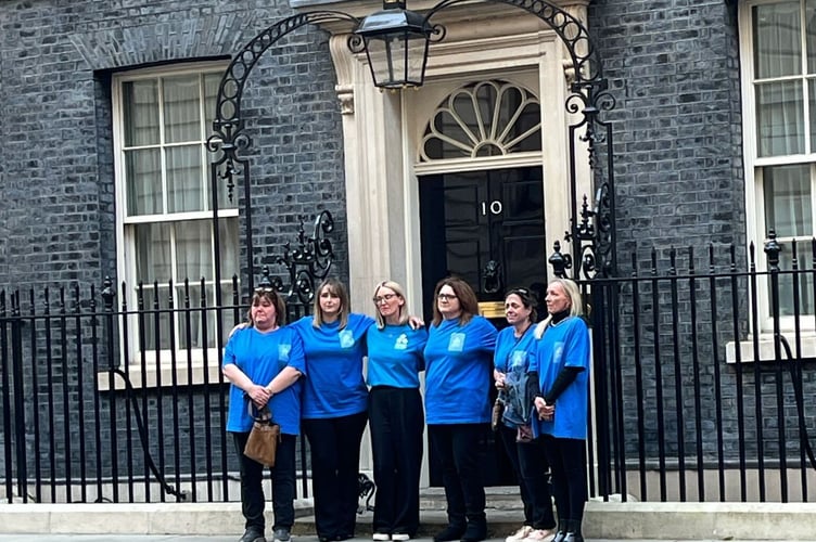 Crystal Owen and the bereaved mothers at Downing Street