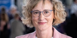 Comisiynydd y Gymraeg yn cyhoeddi Cynllun Strategol pum mlynedd