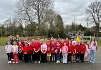 Pwllheli college students help Ysgol Abererch pupils speak French