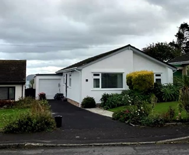 Bungalow extension recommended for refusal