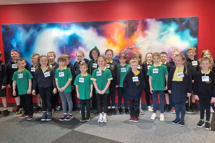 Ysgol Bontnewydd - Gweithdy Her Ysgolion Cymunedol, Sustainable Schools Challenge Workshop. Photo: Gwynedd Council