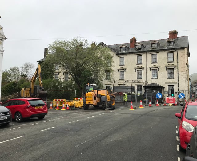 Road closures extended in Tywyn