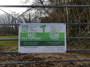 Senedd demands tougher fly-tipping penalties