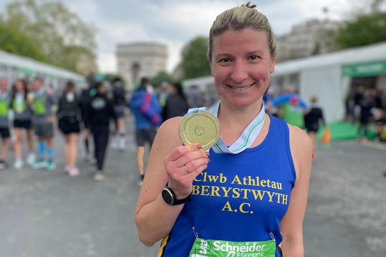 Lina Land at Paris Marathon