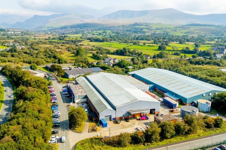 Tŷ Gwyrddfai, Adra's decarbonisation hub in Penygroes