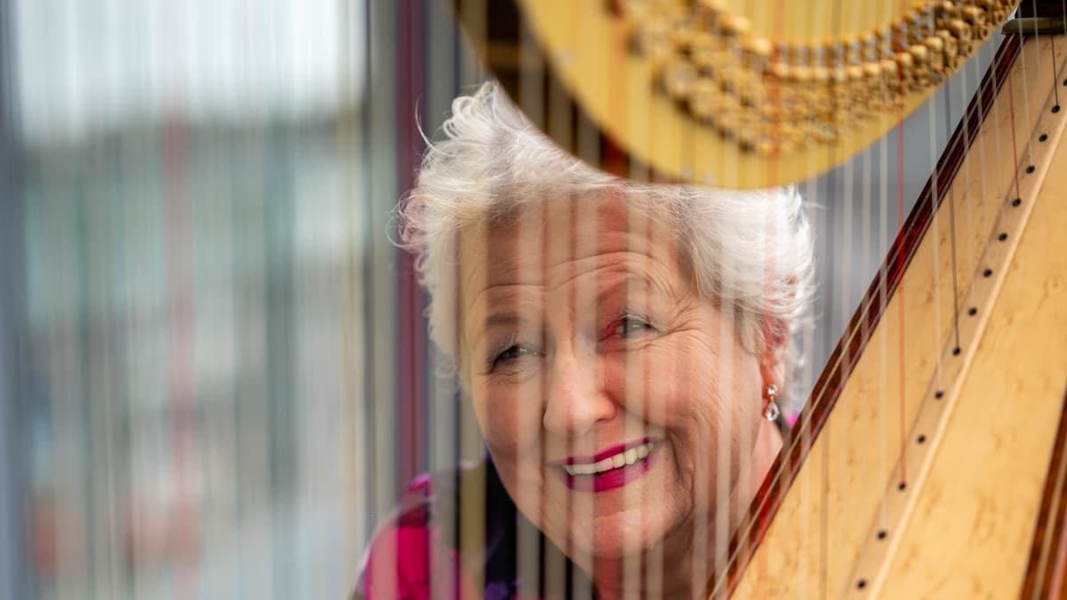Elinor-20.jpeg?width=1200&crop