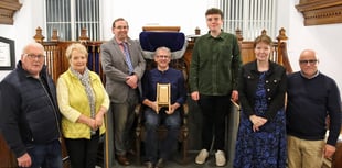 Eisteddfod Gadeiriol Capel Bryngwenith yn llwydiant ysgubol
