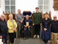  Eisteddfod Gadeiriol Capel Bryngwenith yn llwydiant ysgubol