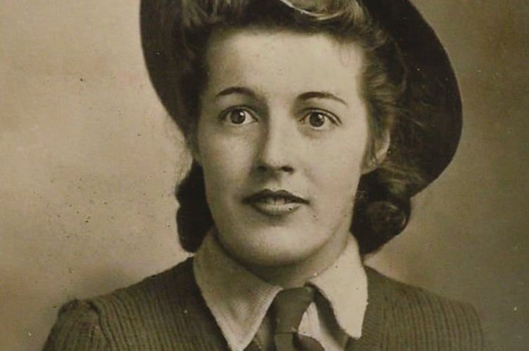 Mary Bott MBE