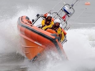 Aberdyfi Lifeboat issue advice on water safety