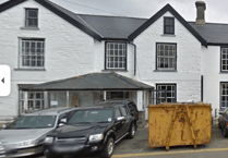 Discover Ffestiniog's friendly Y Pengwern pub!