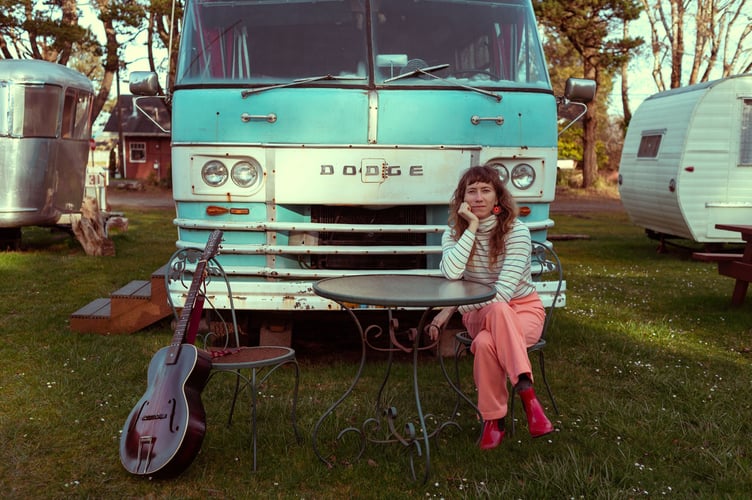 Acclaimed Canadian songwriter Dana Sipos