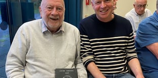 Cydnabod cyfraniad 'na chafwyd ei debyg' i’r byd llyfrau 