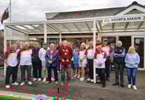 Aberystwyth Mayor kicks off bowling season with first bowl