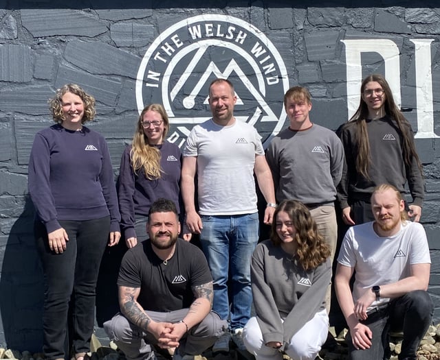 Ceredigion distillery workers to take on ‘helicopter half