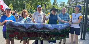 Criccieth and Portmeirion welcome Peace Race relay
