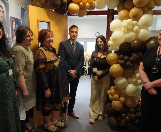 College salon opens in Dolgellau