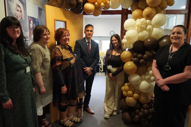 Coleg Meirion-Dwyfor principal Dr Siôn Peters-Flynn with assistant principal Fflur Rees Jones and lecturers at the opening of Coleg Meirion-Dwyfor’s Dolgellau salon