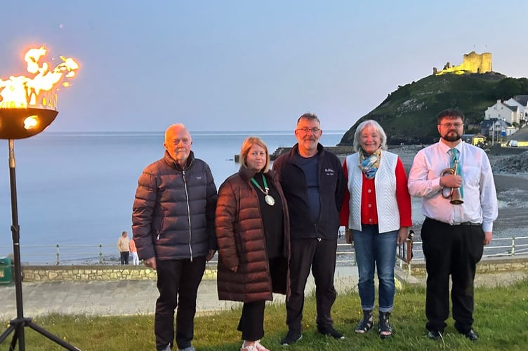 Cllr Dr Peter Harlech Jones, Cllr Delyth Lloyd, Cllr Wayne Roberts, Dr Catrin Jones, Mr Dan Evans