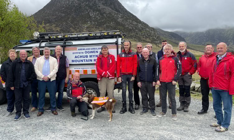 North Wales Freemasons visited North Wales Mountain Rescue Association (NWMRA) to present a donation of £20,532