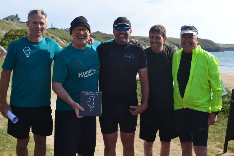 The Aberystwyth men’s crew with the overall trophy