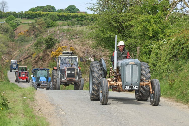 TRactor
