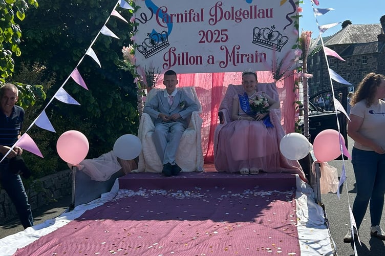 Queen and King, Mirain Savage and Dillon Muir