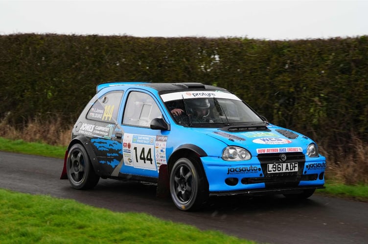 Jonathan Jones and Owen Rowcliffe (Vauxhall Corsa S1600)