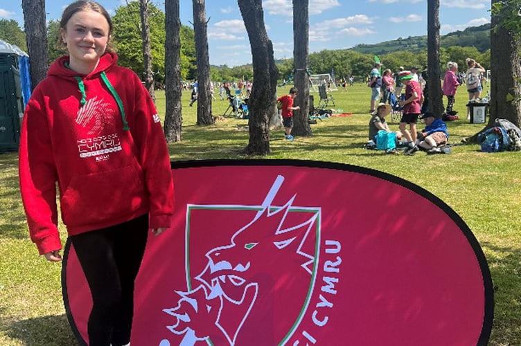 Molly Hodges YHA at the Urdd Schools Festival